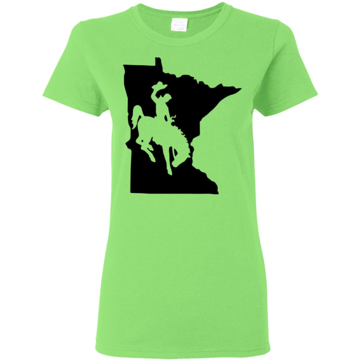 Living In Minnesota And You're From Wyoming T-Shirt - T-shirt Teezalo