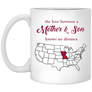 Iowa Missouri The Love Between Mother And Son Mug - Mug Teezalo