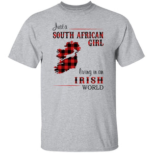 South African Girl Living In Irish World T-Shirt - T-shirt Teezalo