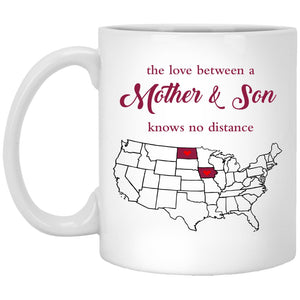 Iowa South Dakota The Love Between Mother And Son Mug - Mug Teezalo