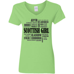 Scottish Girl And City T-Shirt - T-shirt Teezalo
