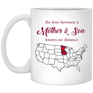 Minnesota Iowa The Love Between Mother And Son Mug - Mug Teezalo