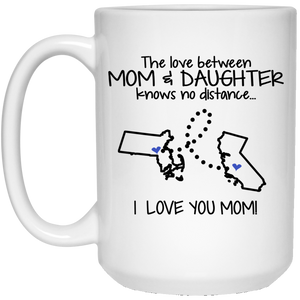 California Massachusetts The Love Between Mom And Daughter Mug - Mug Teezalo
