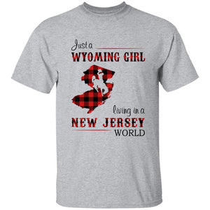 Just A Wyoming Girl Living In A New Jersey World T-shirt - T-shirt Born Live Plaid Red Teezalo
