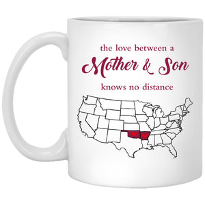 Arkansas Oklahoma The Love Between Mother And Son Mug - Mug Teezalo