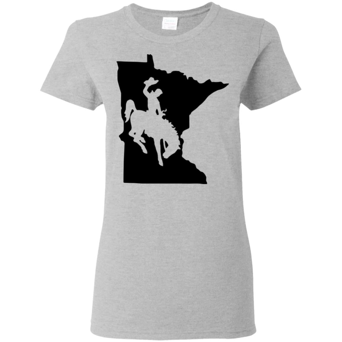 Living In Minnesota And You're From Wyoming T-Shirt - T-shirt Teezalo