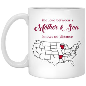 Arkansas Wisconsin The Love Between Mother And Son Mug - Mug Teezalo