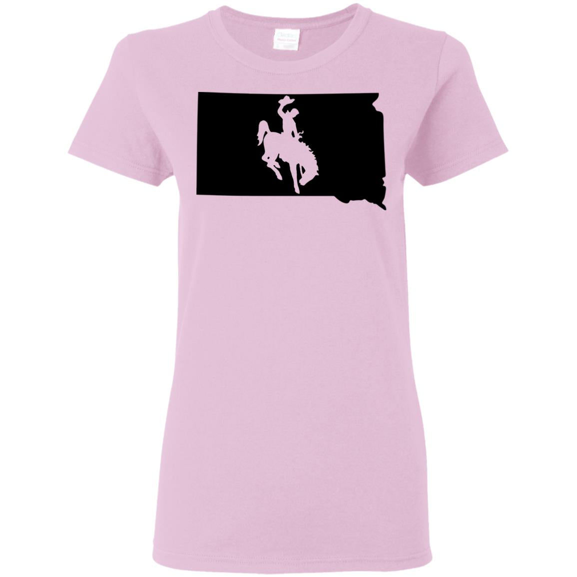 Living In South Dakota And You're From Wyoming T-Shirt - T-shirt Teezalo