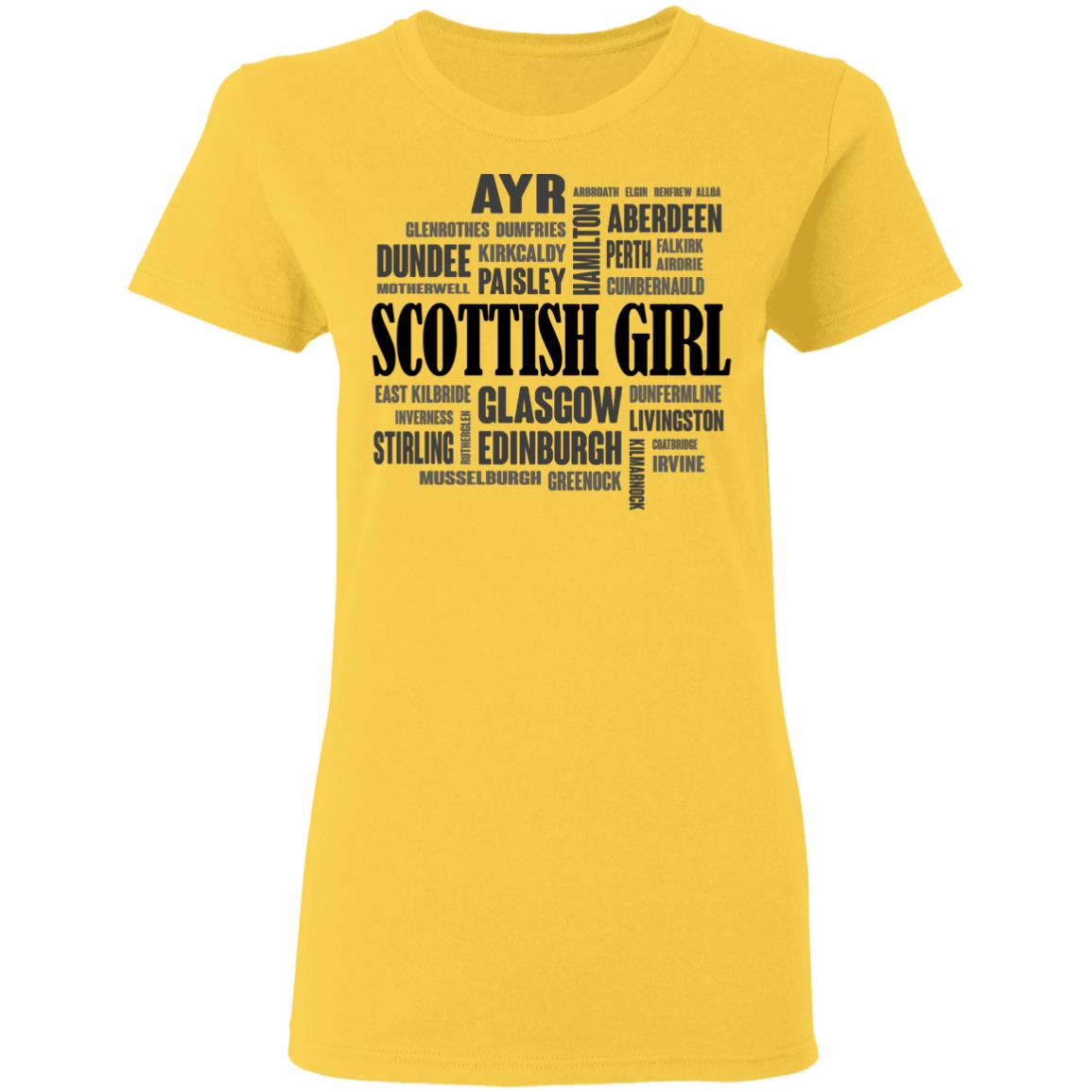 Scottish Girl And City T-Shirt - T-shirt Teezalo