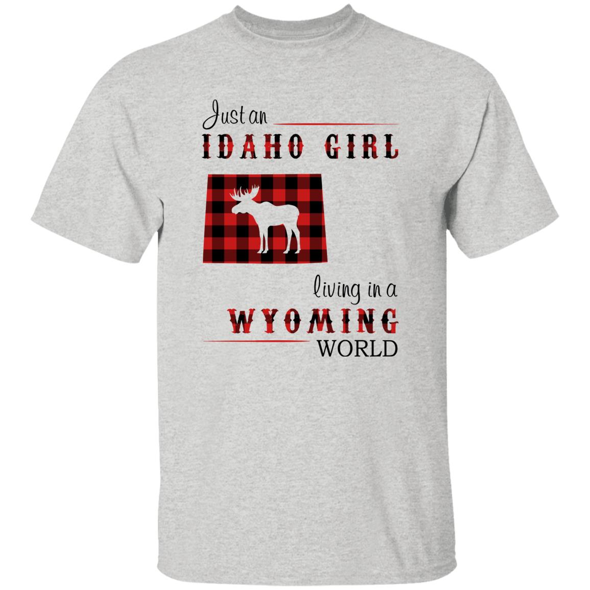 Just An Idaho Girl Living In A Wyoming World T-shirt - T-shirt Born Live Plaid Red Teezalo