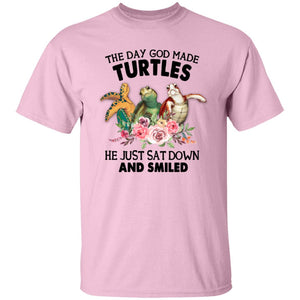 Funny Turtle Shirt, The Day God Made Turtles He Just Sat Down And Smiled - T-Shirts Teezalo