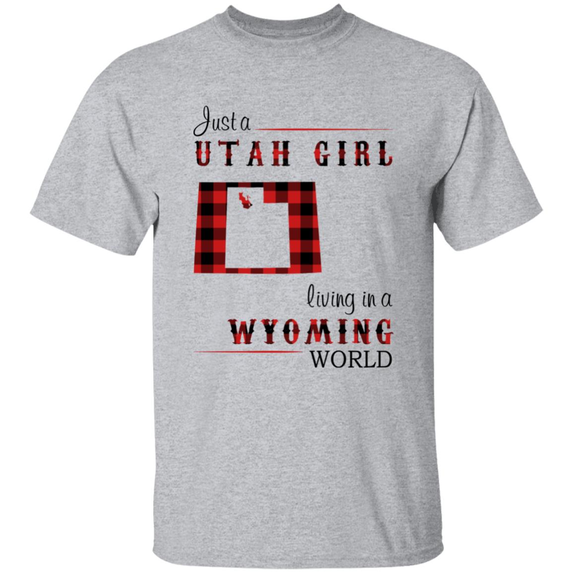 Just A Utah Girl Living In A Wyoming World T-shirt - T-shirt Born Live Plaid Red Teezalo