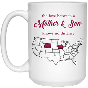 Iowa Wyoming The Love Between Mother And Son Mug - Mug Teezalo