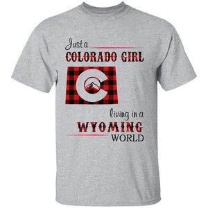 Just A Colorado Girl Living In A Wyoming World T-shirt - T-shirt Born Live Plaid Red Teezalo