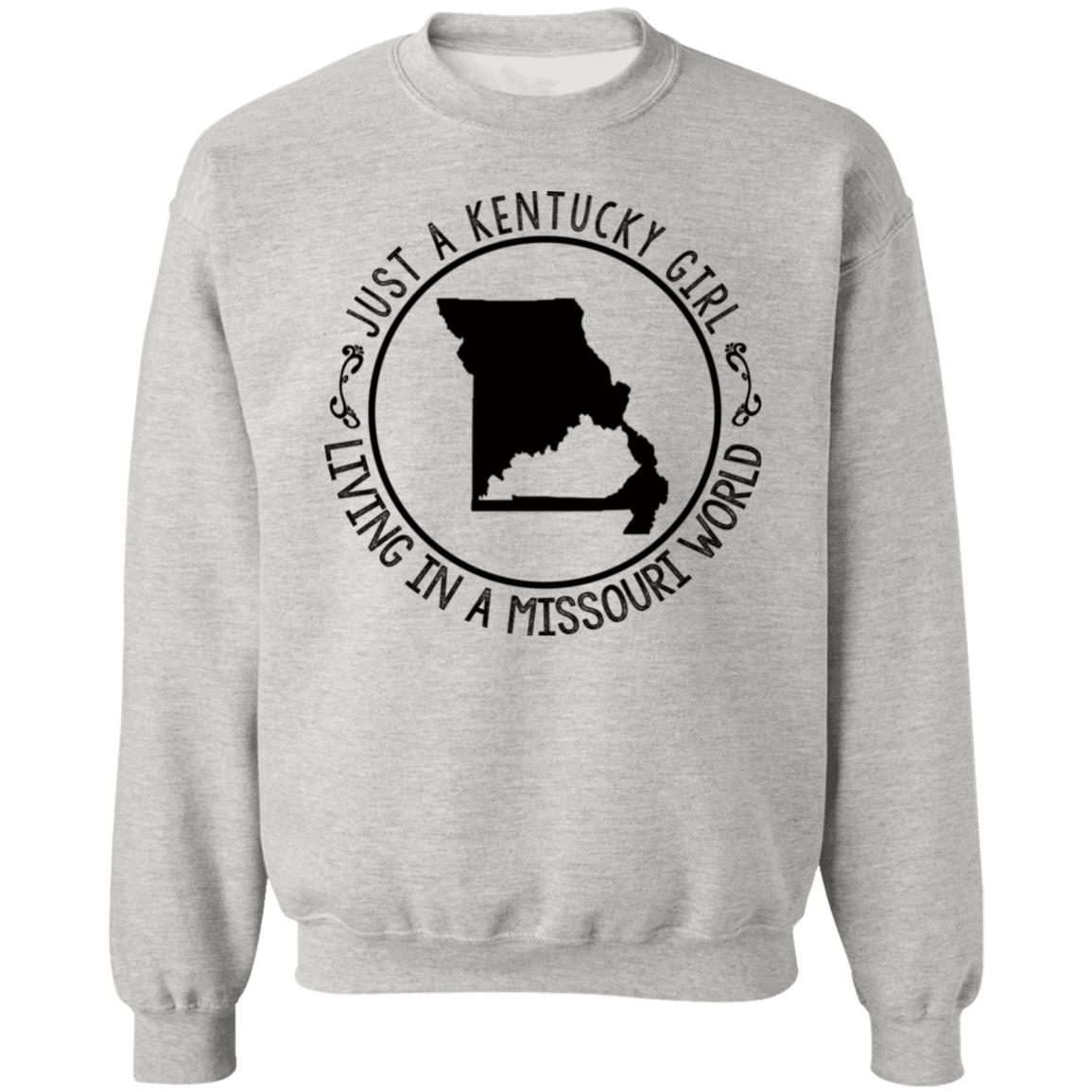 Kentucky Girl Living In Missouri World T-Shirt - T-shirt Teezalo