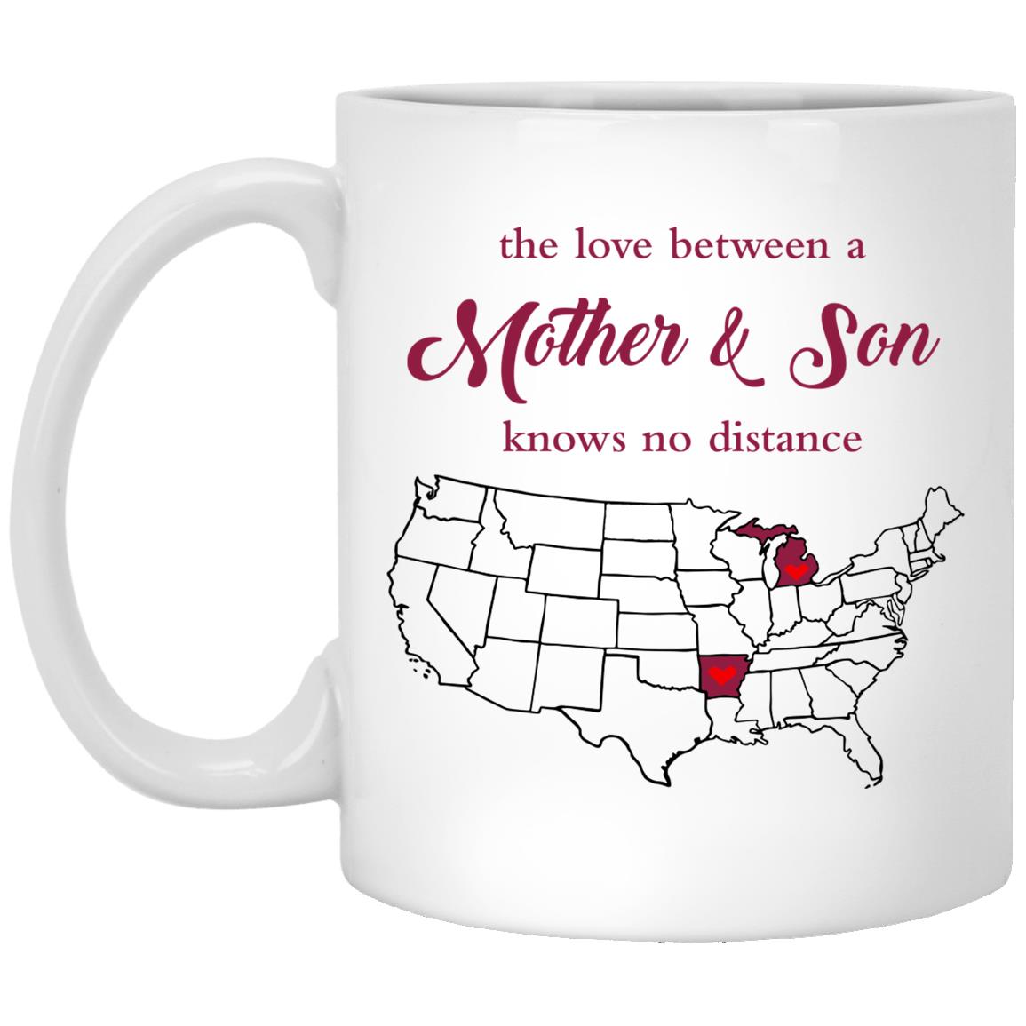 Michigan Arkansas	The Love Between Mother And Son Mug - Mug Teezalo